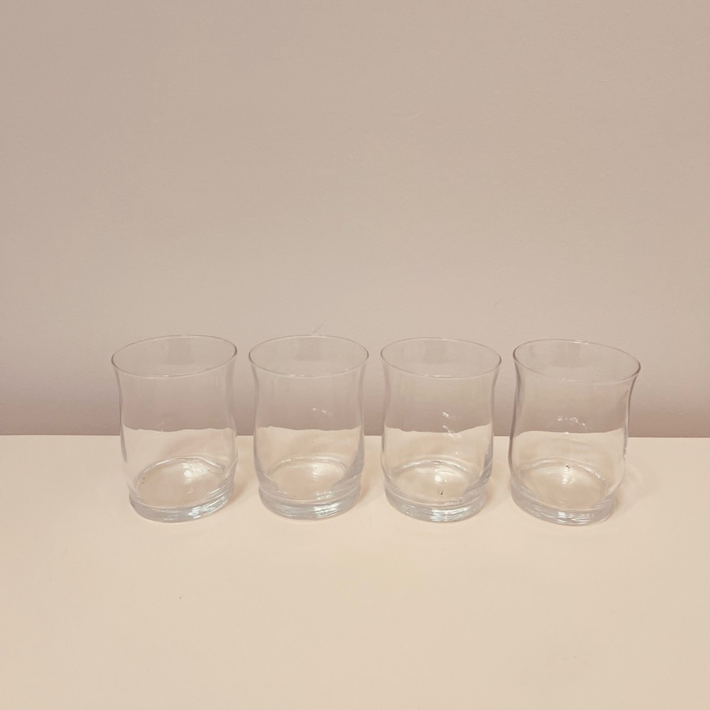SET OF 4 GORGEOUS HAND BLOWN‎ COCKTAIL/DRINKING GLASSES - EUC SCOTCH WATER ETC - Picture 6 of 7